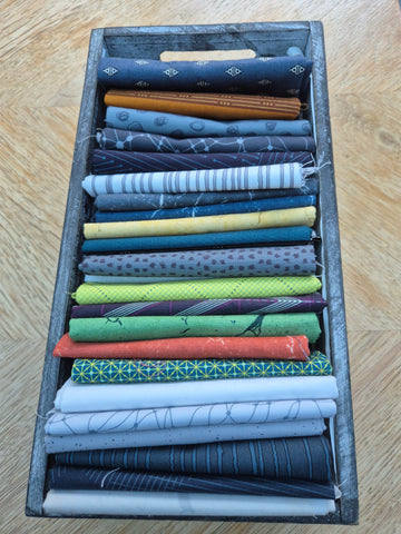 Mystery Fat Quarter Bundle - 7 FQs - Guicy Guice Collections